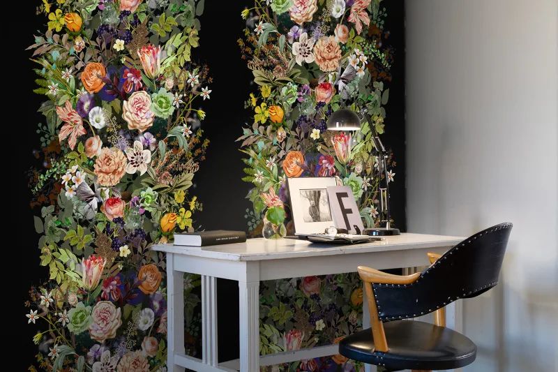 Fototapeta Flowerbed Rebel Walls (2)