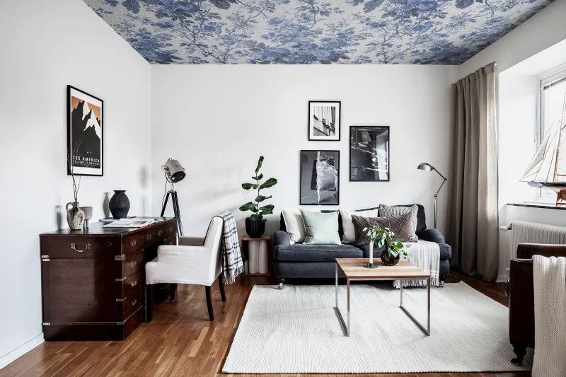 Fototapeta Porcelain Blue Rebel Walls (3)