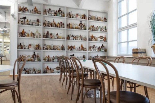 Fototapeta Cabinet of Curios Rebel Walls R14181