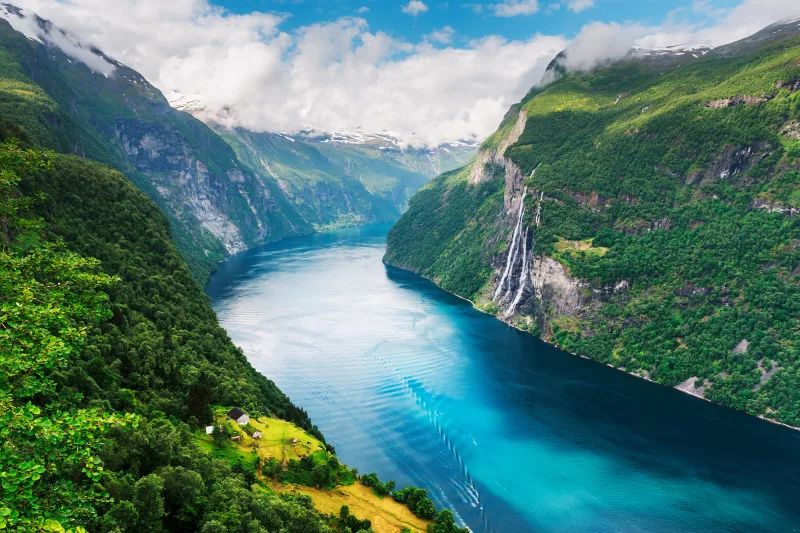 Fototapeta Fjord Rebel Walls (2)