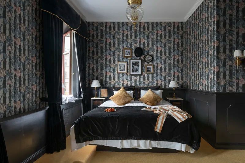 Tapeta Soho Slate Rebel Walls (1)