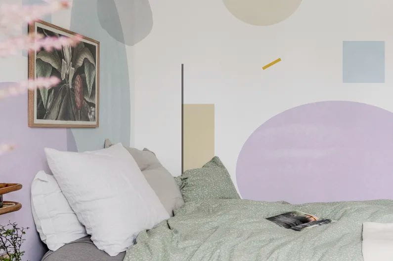 Tapeta Geometry lilac Rebel Walls (17).jpg