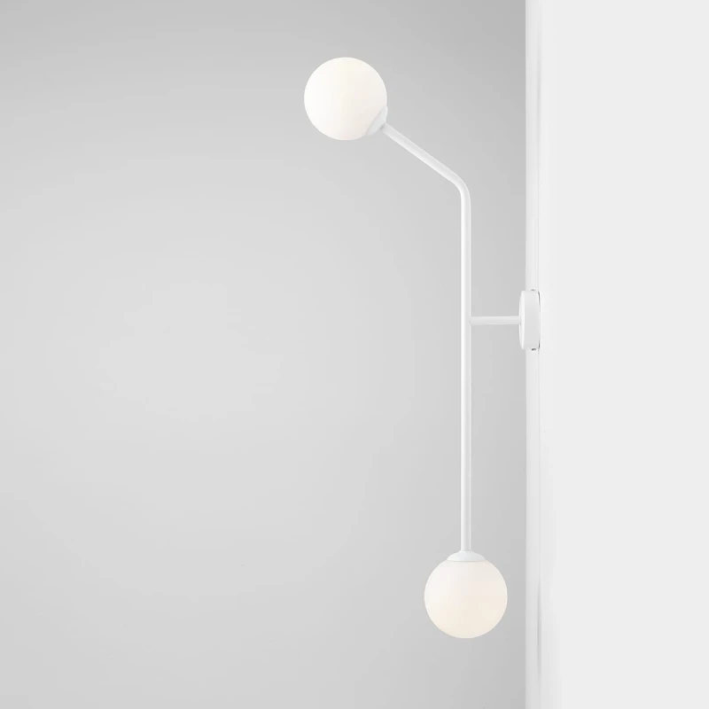 4-pure-wall-white-vertical-male.jpg