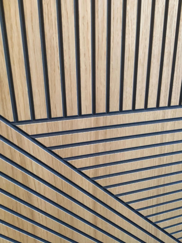 Panel frezowany fornir dębowy 60x60.jpg
