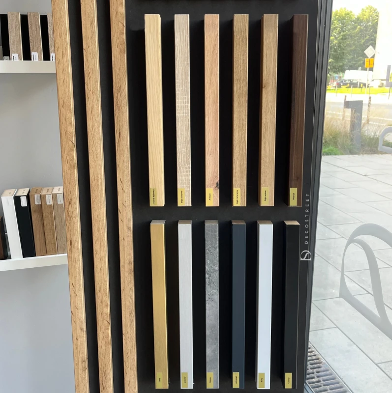 Lamel Standard 4-stronny LEO 3x4x275cm.webp