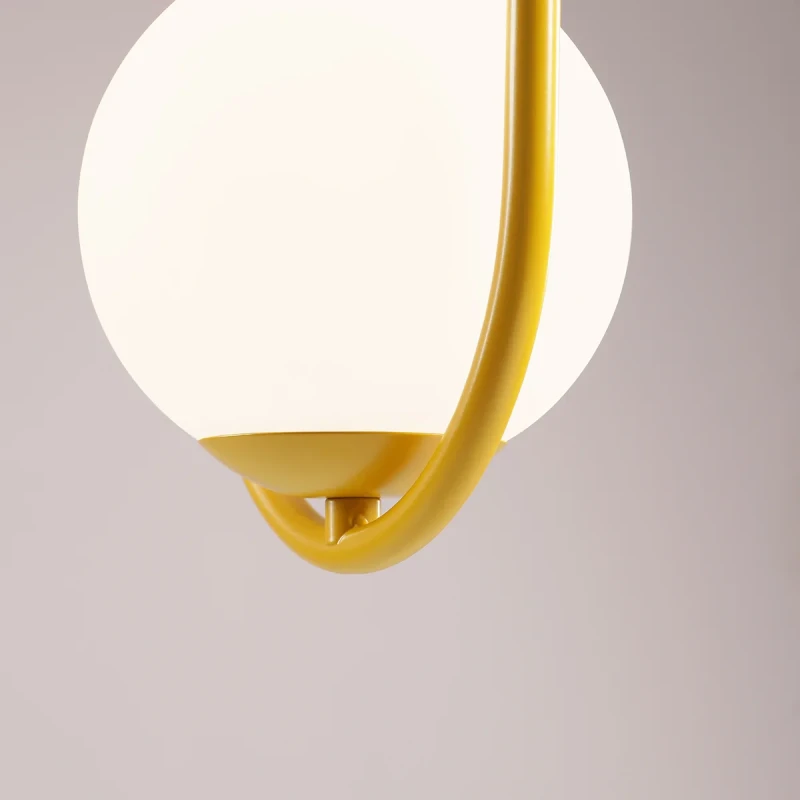 2-riva-2-yellow-male.webp