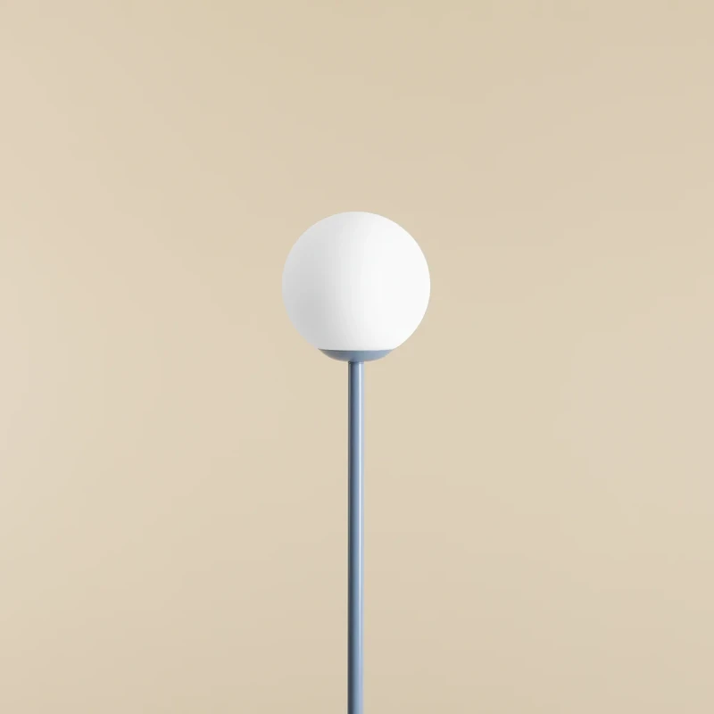 1-pinne-floor-dustyblue-male.webp