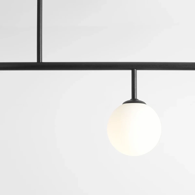 2-dione-ceiling-male.webp