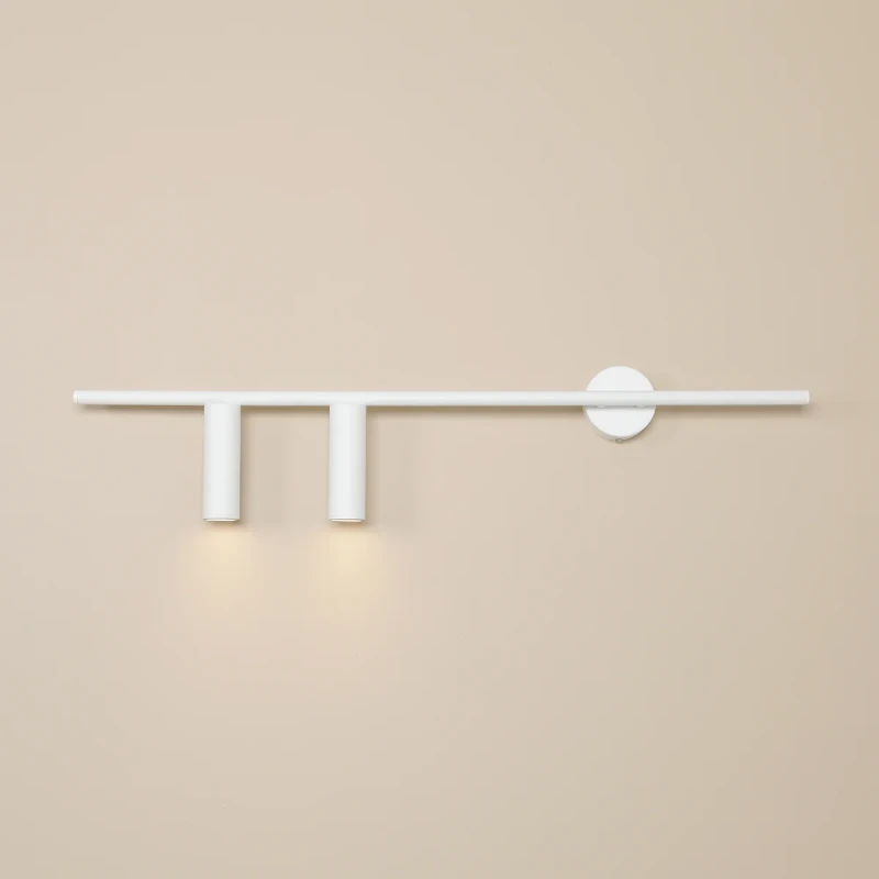 1-trevo-white-2-left-male.webp