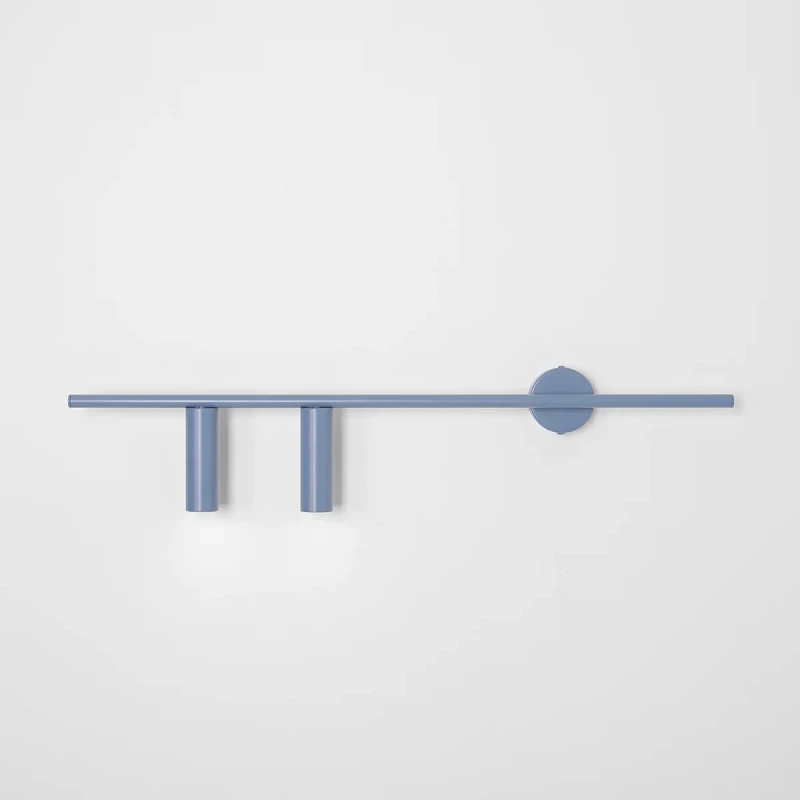 3-trevo-wall-dusty-2-left-male.webp