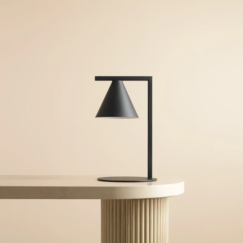 3-form-table-black-male.webp