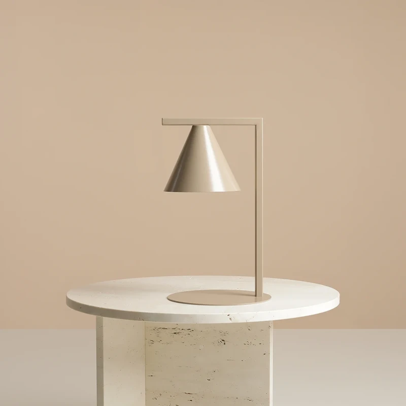 1-form-table-beige-male.webp