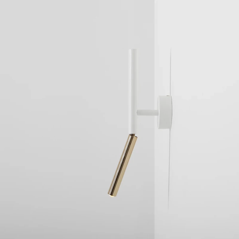 1-stick-wall-white-gold-male.webp