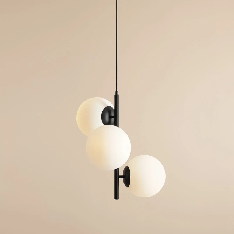 2-bloom-3-black-male.webp
