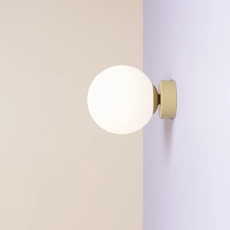 2-ball-wall-khaki-male.webp