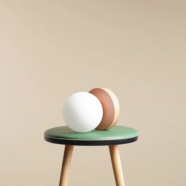 3-ball-table-coral-male.webp