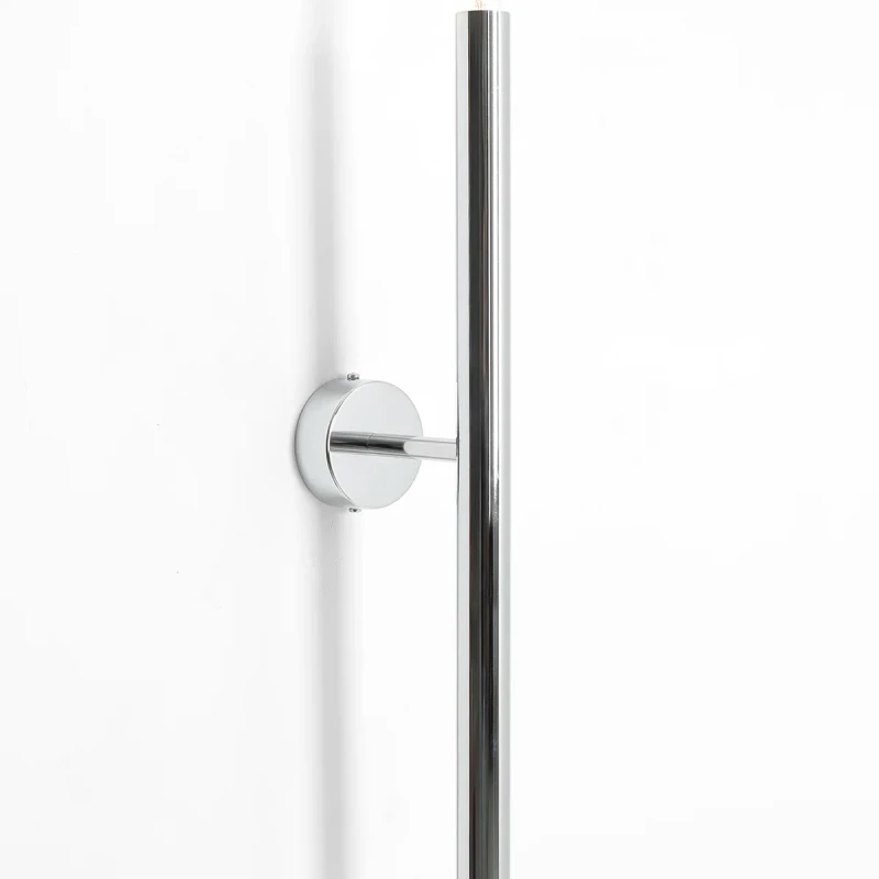 3-tubo-wall-silver-male.webp