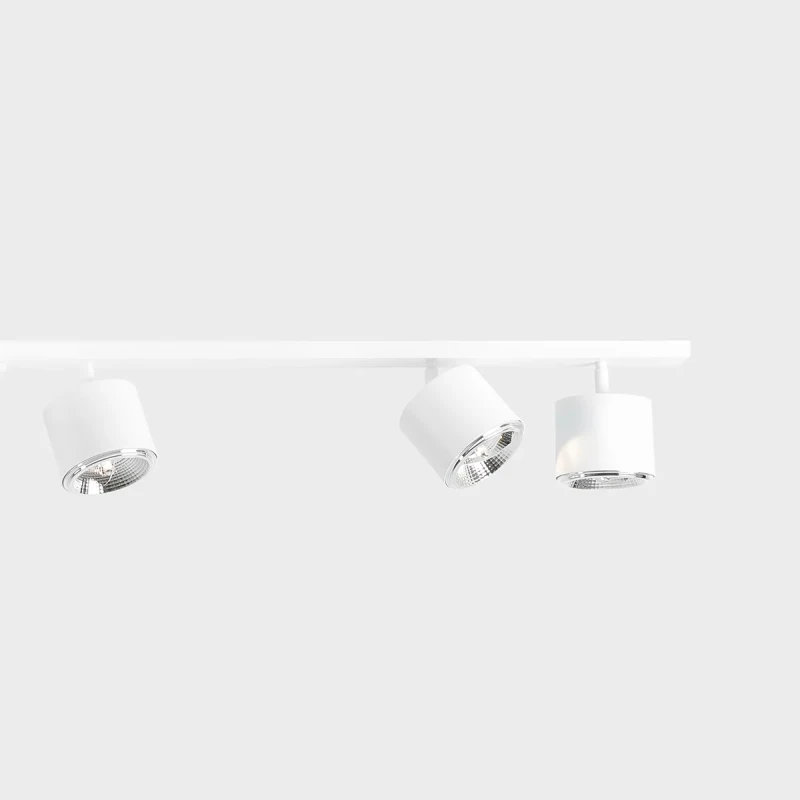 2-bot-ceiling-6-white-male.webp