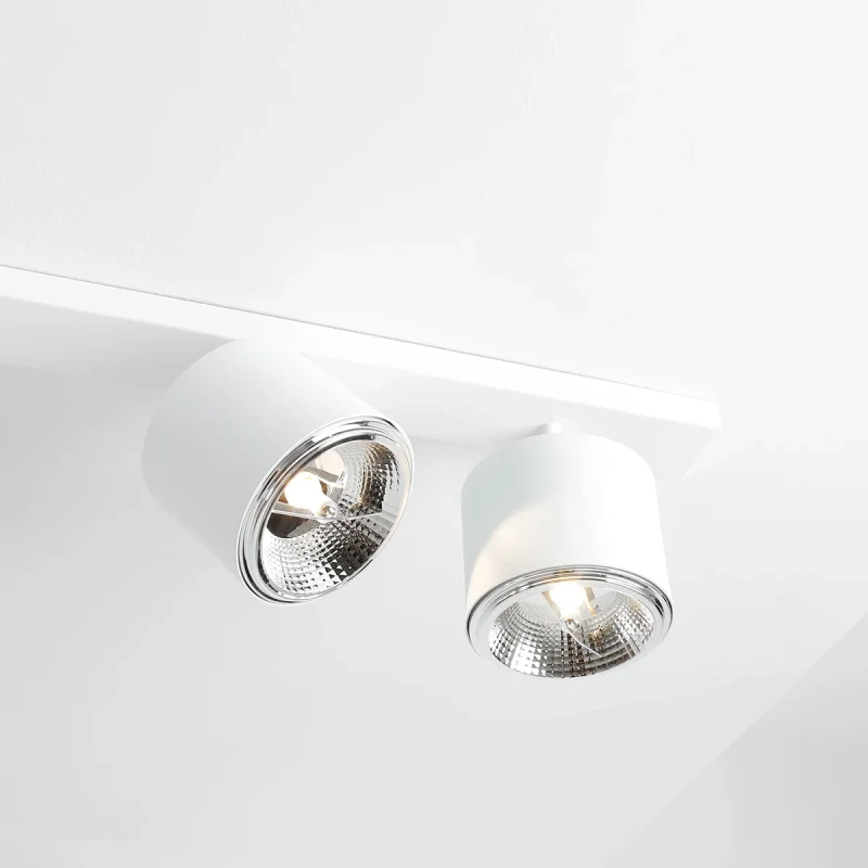 3-bot-ceiling-6-white-male.webp