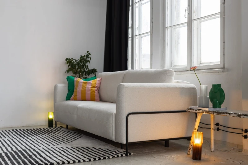 prosta rozkladana sofa arte.JPG