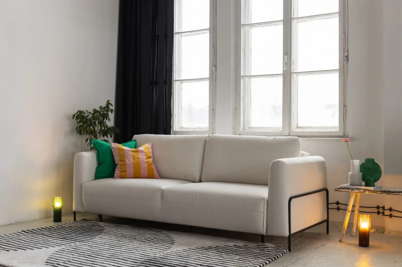 sofa rozkladana arte na czarnych metalowych nozkach.JPG