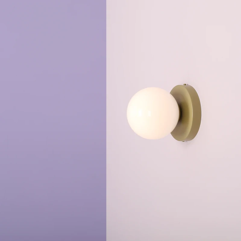 2-ball-wall-2-khaki-male.jpg