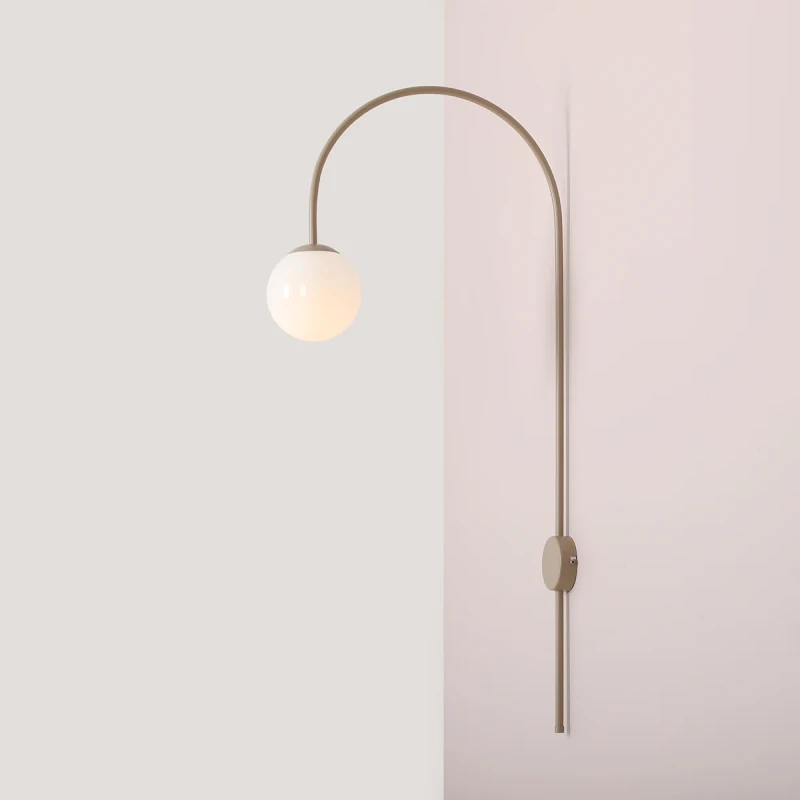 1-una-wall-beige-male.jpg