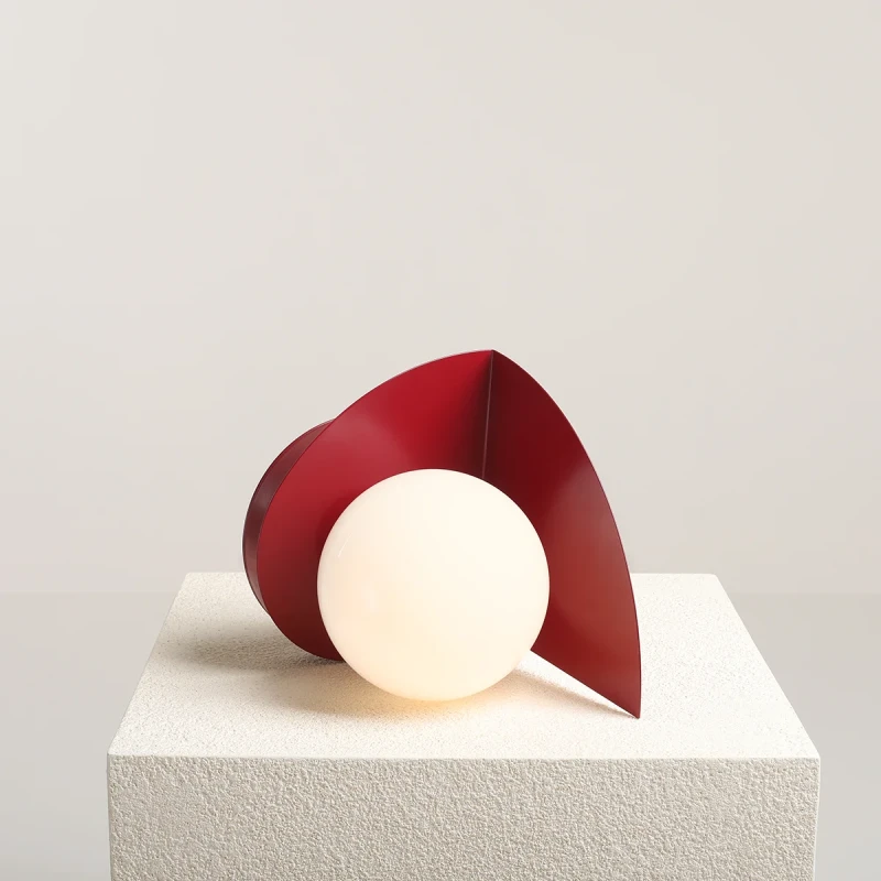 2-loop-table-red-wine-male.jpg