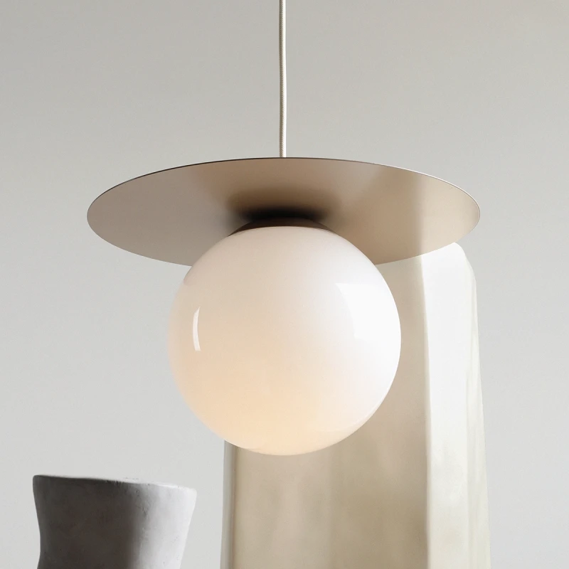 Lampa Wisząca Loop Beige M (1).webp