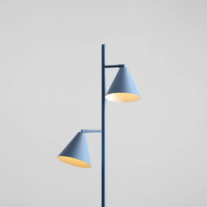 4-form-floor-2-dusty-blue-male.webp