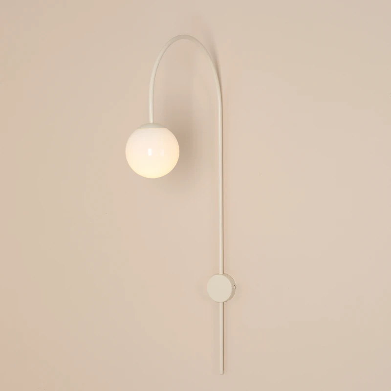 1-una-wall-cream-male.webp