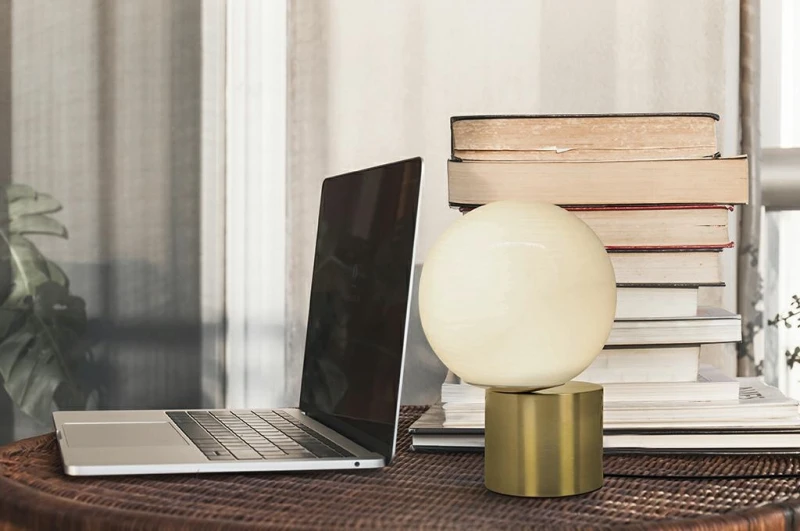 MOOSEE lampa stołowa PARLA 20 złota 4