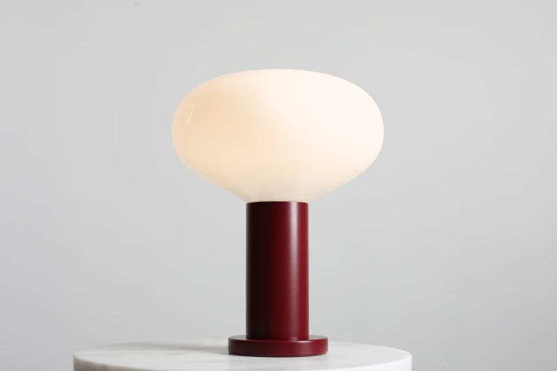 Lampka biurkowa FLO RUBY M (opal glass) (5).jpg