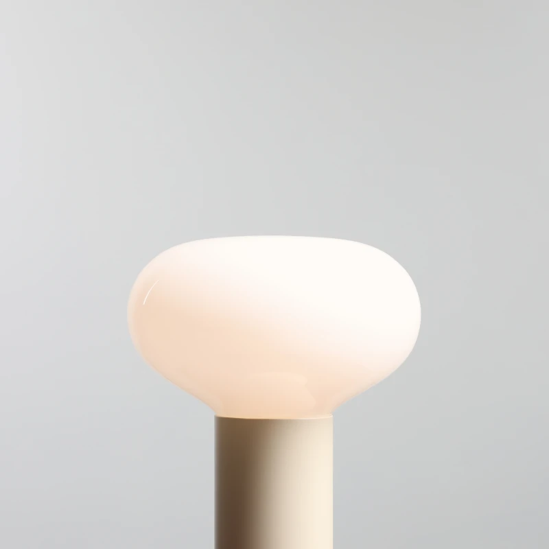 Lampka biurkowa FLO CREAM S (opal glass)  (2).jpg