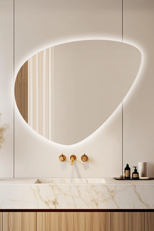 GLOW_fly_sciana__4_.jpg