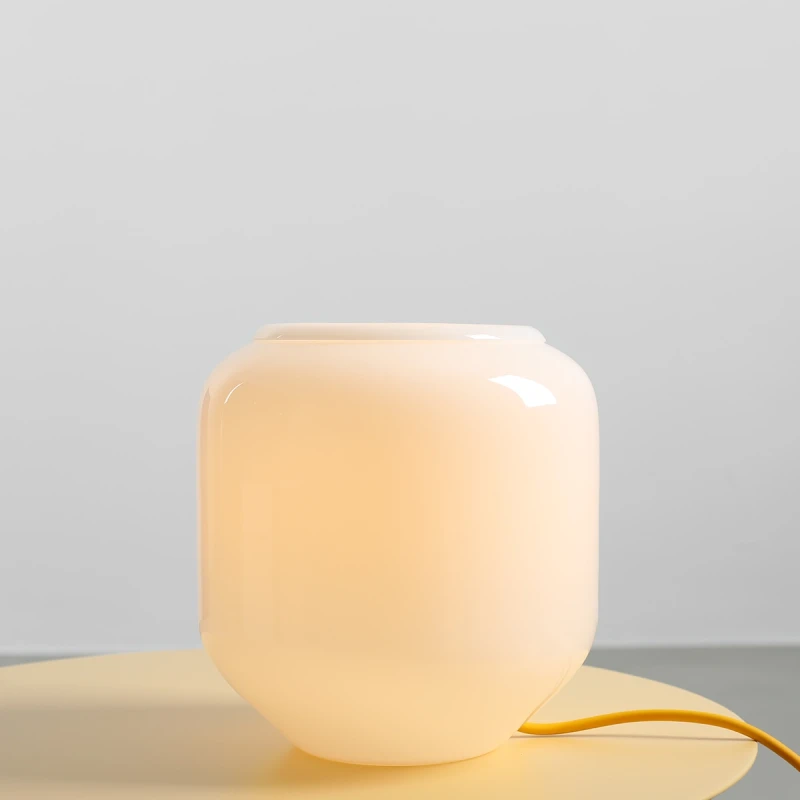 1-flask-table-s-mimosa-male.webp