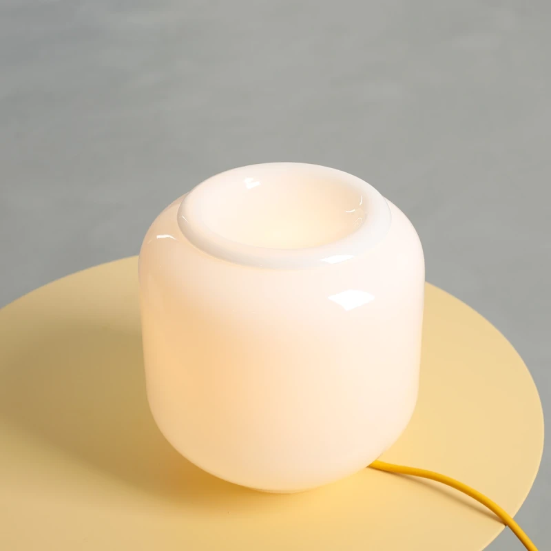 2-flask-table-s-mimosa-male.webp