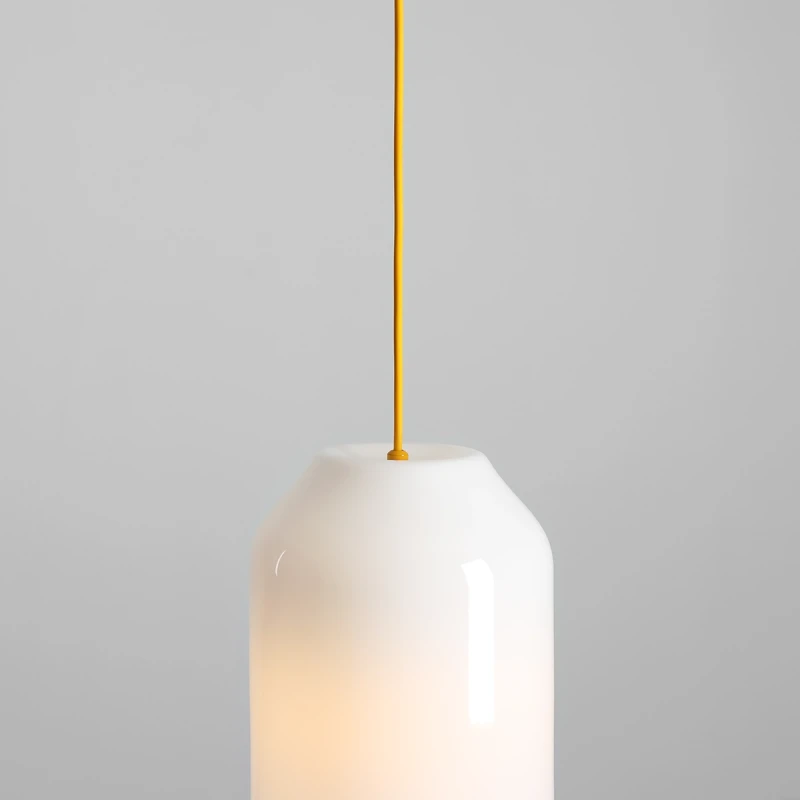 2-flask-l-yellow-male.webp