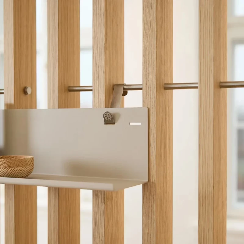 07-3712_embrace_nell_metal-shelf_appartment_3.webp
