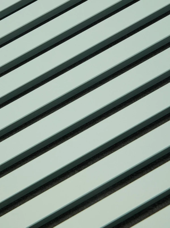 1018_akupanel_colours_cloud_black_felt_03.webp