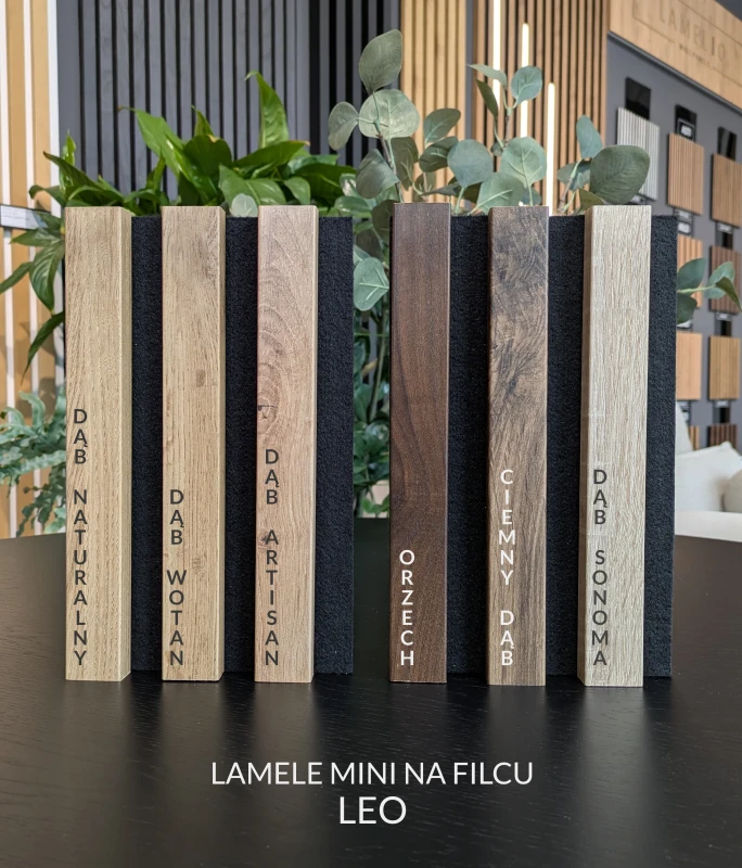 LAMELE MINI NA FILCU LEO DREWNO.WEBP